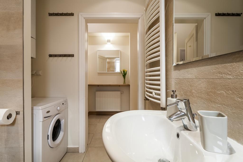 M Apartments Cracovie Extérieur photo
