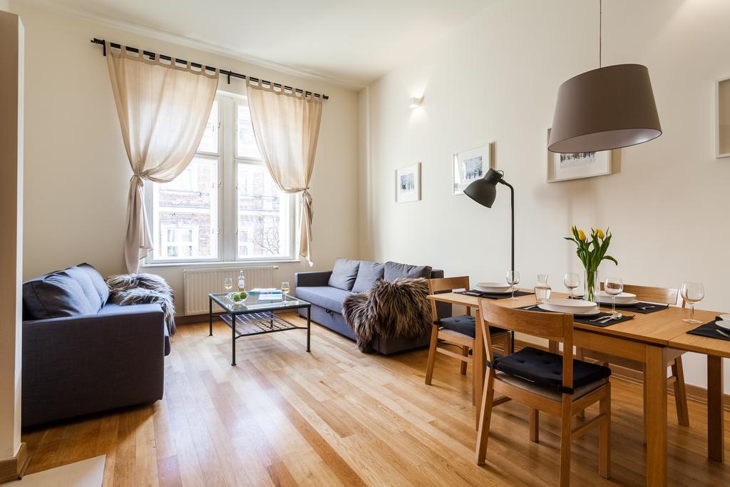 M Apartments Cracovie Extérieur photo