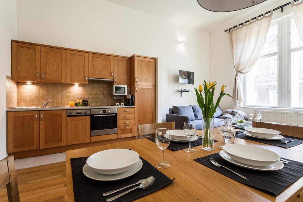 M Apartments Cracovie Extérieur photo